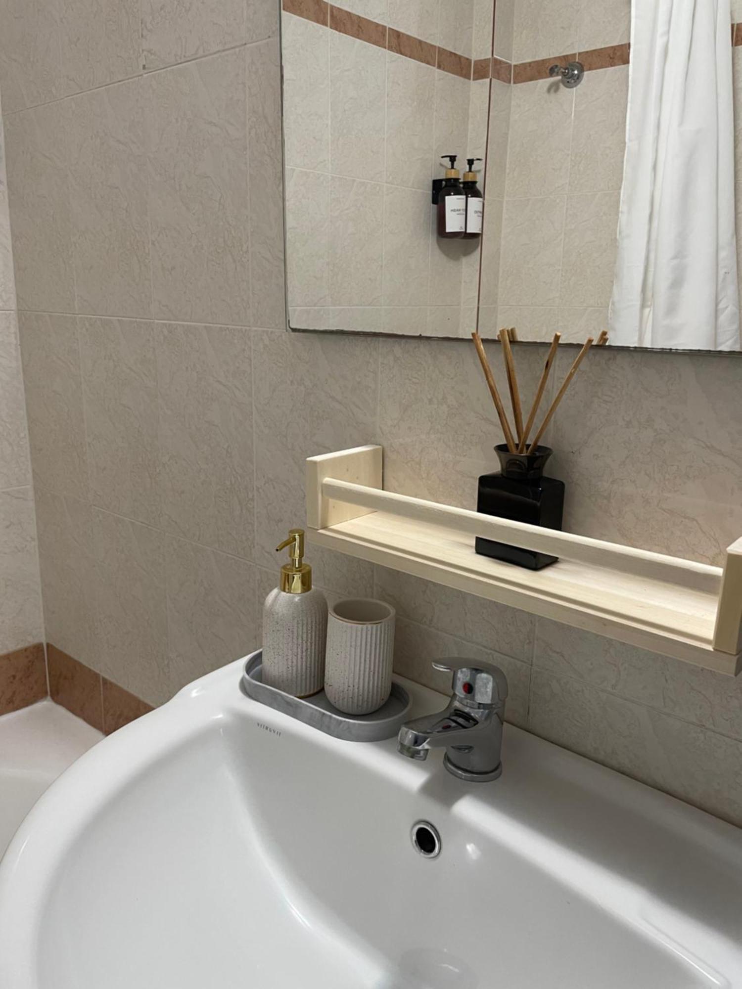 Helios Apartments Плакиас Екстериор снимка