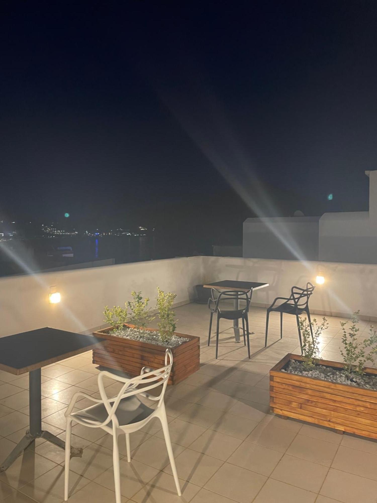 Helios Apartments Плакиас Екстериор снимка